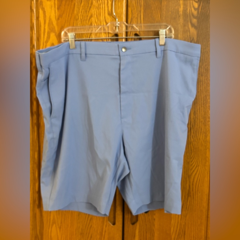 Callaway Men's Sky Blue Golf Shorts